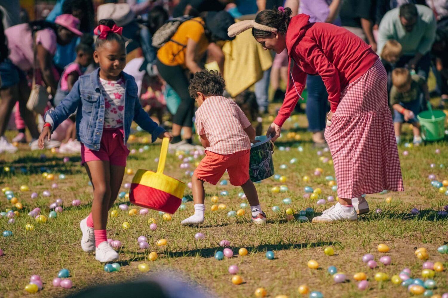 kids collecting eggs at Easter Bash